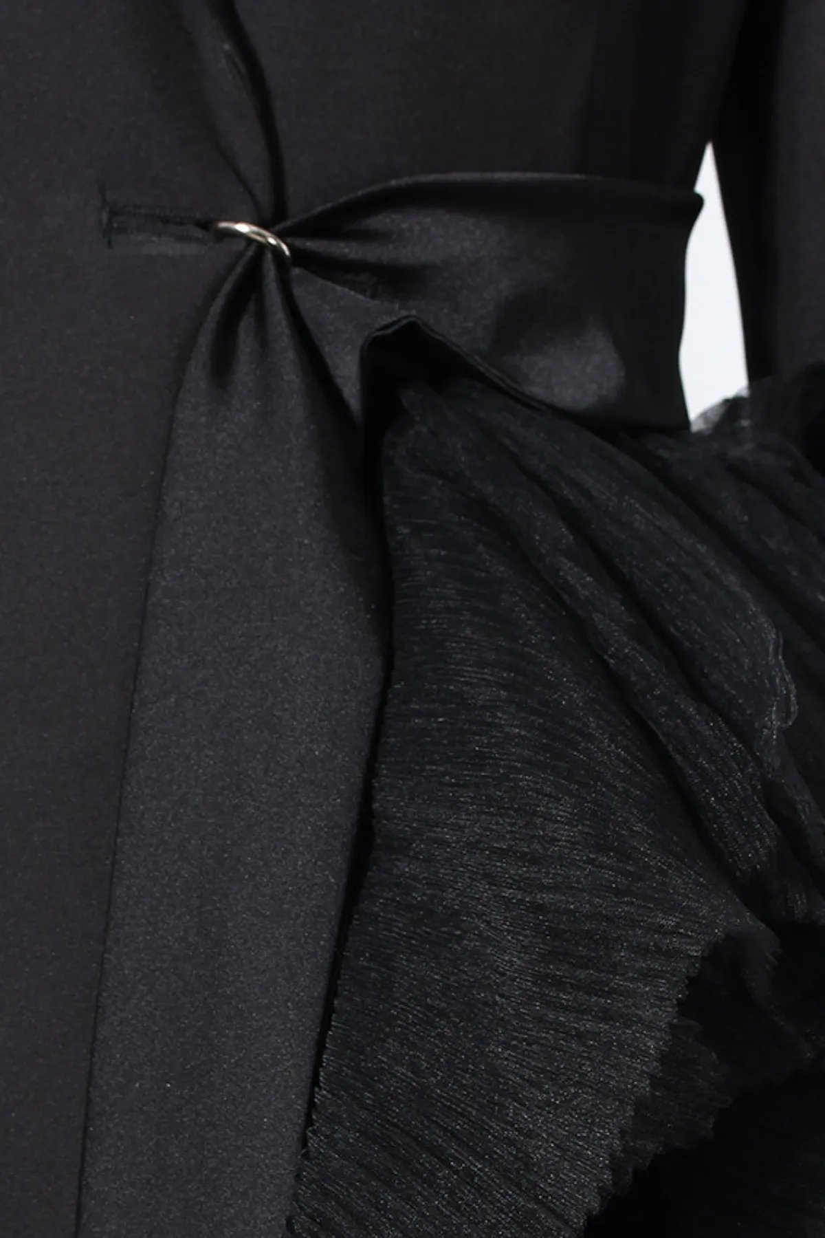 Dataya Mesh Patchwork Coat - Black