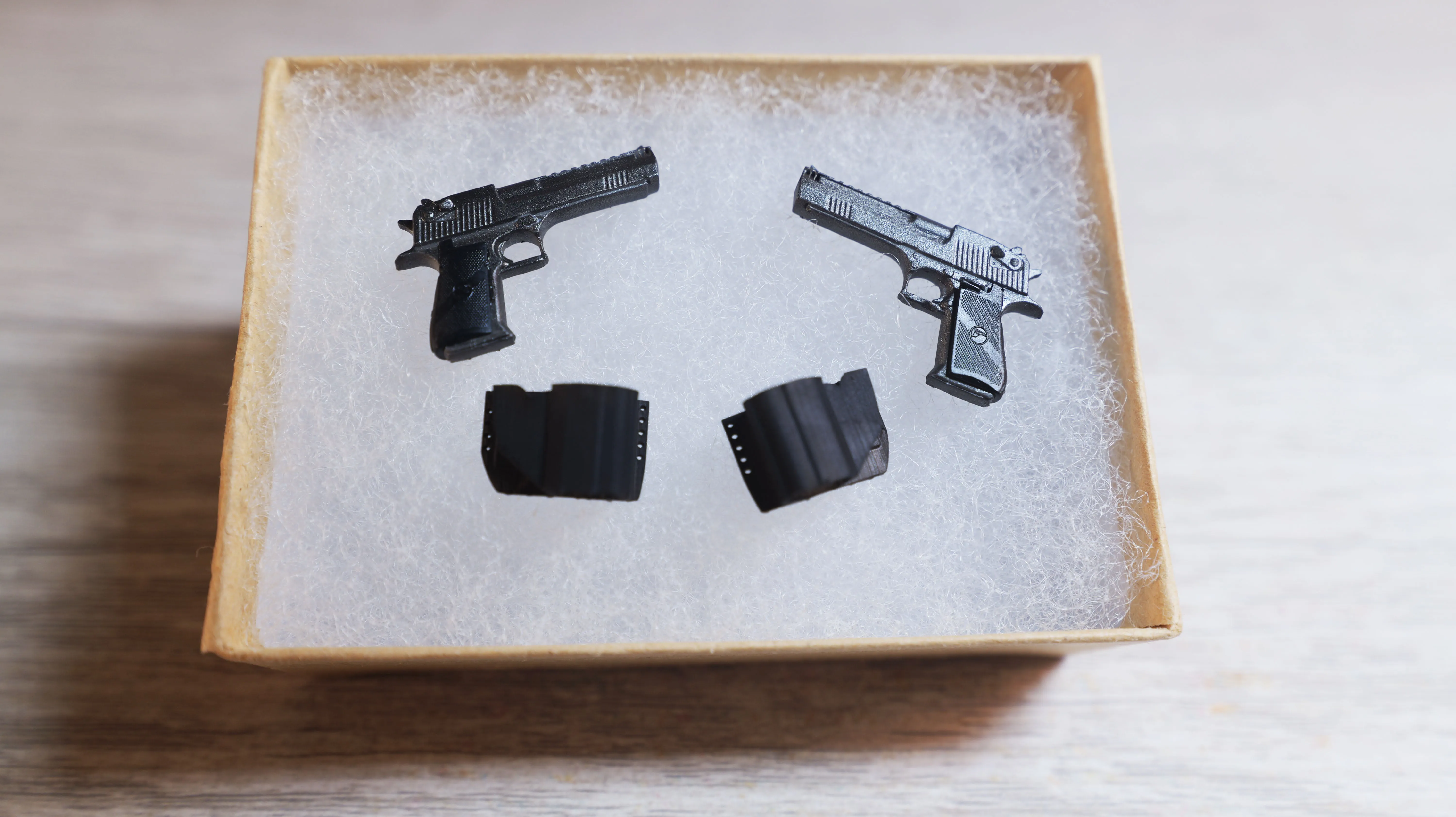 Dstar Arms - Desert Eagle Ver. 2 with Holsters (Faded Chrome) Set of 2 for SHF Deadpool 2