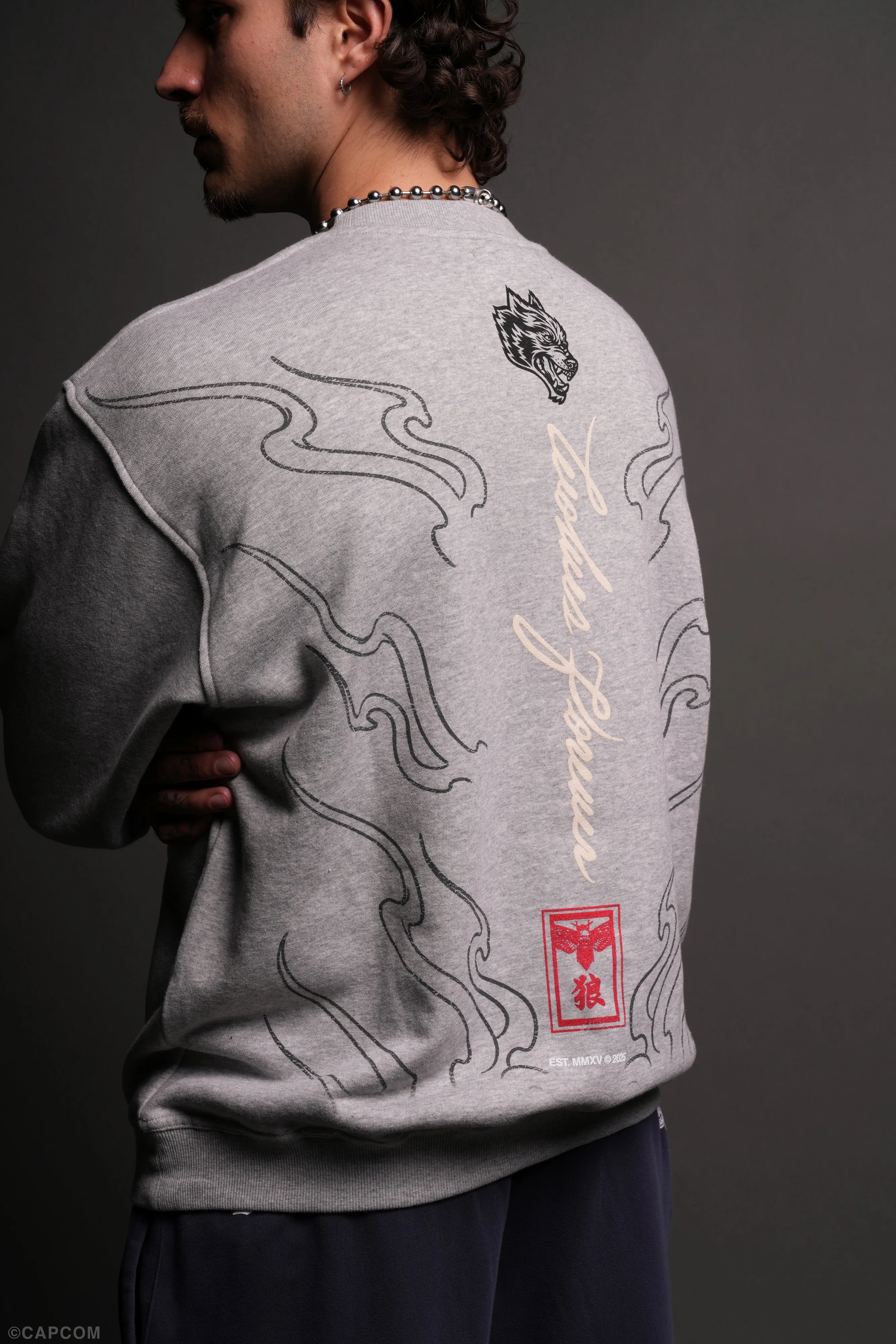 House Of Wolves London Crewneck in Light Athletic Gray