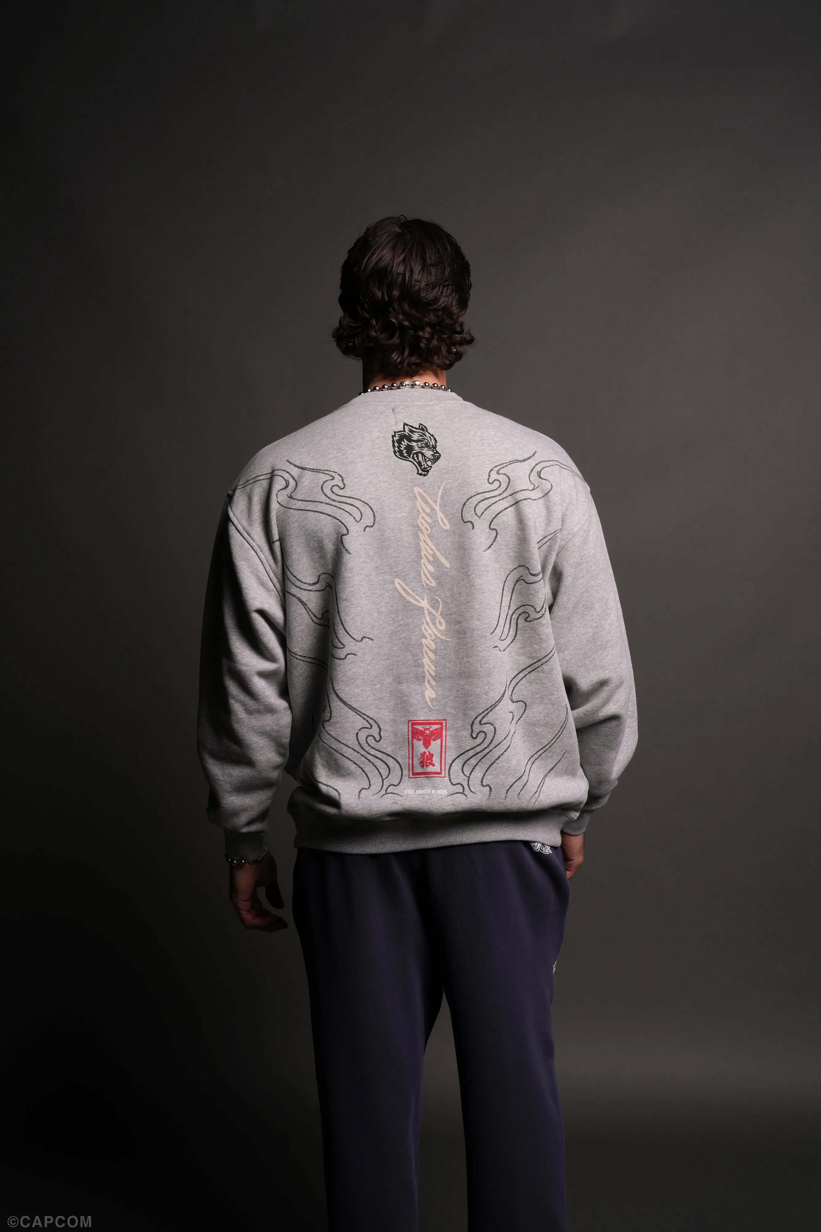 House Of Wolves London Crewneck in Light Athletic Gray